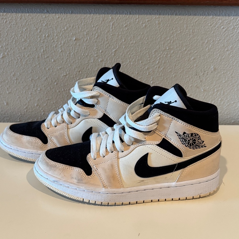 Nike Air Jordan Mid Sneakers ‘Barely Orange’